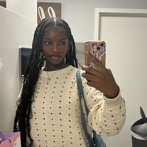 Meet your Posher, Anaya